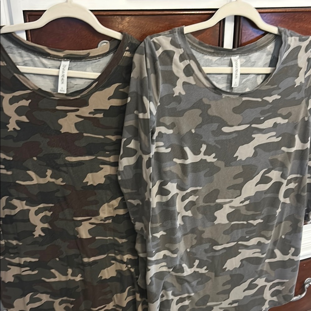 Zenana Premium Green and Brown Camo Relaxed Long Sleeve Tees
